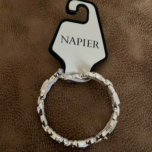 Napier brand silver & amethyst stretch bracelet